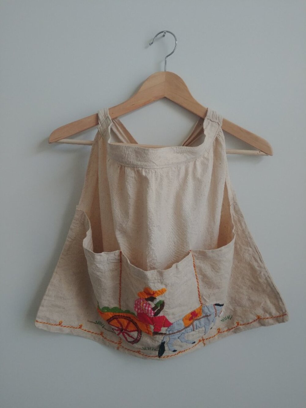 Handmade embroidered sturdy cotton oatmeal apron with donkey and pockets